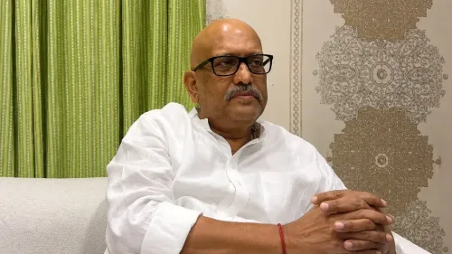 राम मंदिर चंदा मामले में निष्पक्ष SIT जांच हो: अजय राय, छात्रों पर पुलिस कार्रवाई की भी निंदा