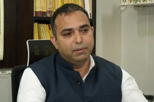 राम मंदिर दान विवाद: सुप्रीम कोर्ट की निगरानी में जांच और FIR की मांग, अधिवक्ता अनूप अवस्थी ने CJI को लिखा पत्र