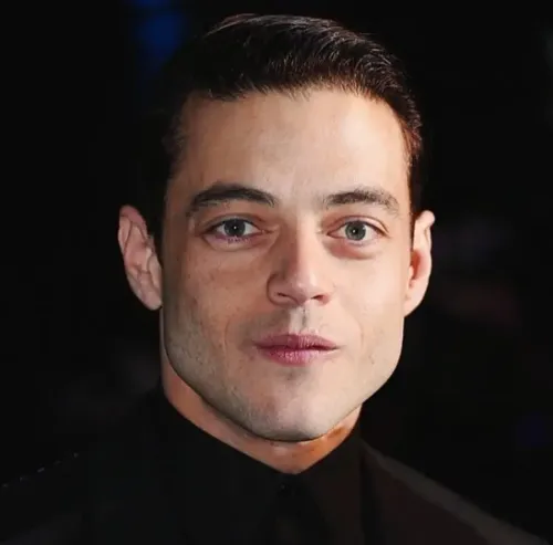 Did Rami Malek Really Make a Little Girl Cry?