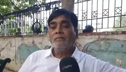 रामकृपाल यादव का पप्पू यादव पर हमला: भगवा पहनकर संसद में प्रदर्शन को बताया सनातन का अपमान