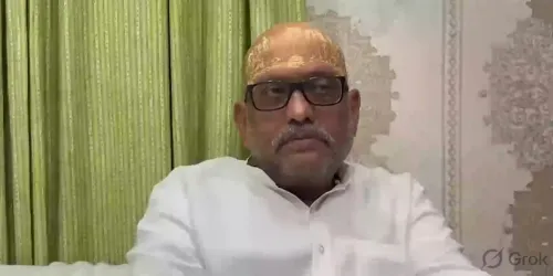 रामलला के चढ़ावे का दुरुपयोग: अजय राय ने राम मंदिर ट्रस्ट भंग कर धर्माचार्यों को सौंपने की मांग की