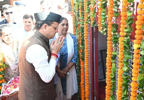 रामपुर तिराहा गोलीकांड बरसी: CM धामी ने शहीद स्मारक पर दी श्रद्धांजलि, बोले  'शहीदों के सपनों का उत्तराखंड बनाएंगे'