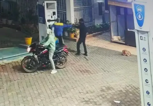रांची में एक रात में दो पेट्रोल पंप और एक सीएनजी पंप पर लूट, दुकानदार पर चाकू से हमला