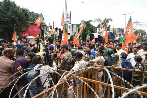 रांची हरमू रोड पर BJP-कांग्रेस हिंसक टकराव, NEET पेपर लीक विवाद में दोनों पक्षों ने दर्ज कराई FIR