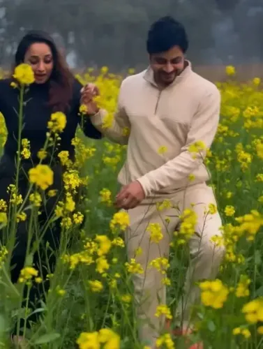 क्या रानी चटर्जी ने राकेश बाबू के साथ साझा की अपनी 'ब्यूटीफुल कंपनी'?