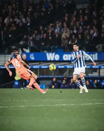 Can Real Sociedad Keep the Pressure on Barcelona in the La Liga Title Race?