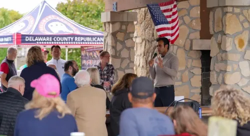 Vivek Ramaswamy vows to be Ohio's most conservative governor at Trump rally