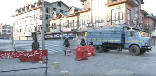 Kashmir Under Restrictions for Second Day as Police Urge Calm