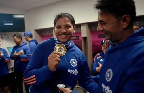 Richa Ghosh bags Impact Fielder medal in England T20I series