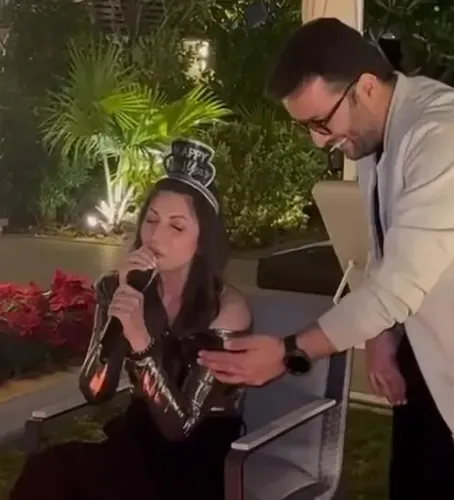 Did Riddhima Kapoor Dazzle Us with 'Aap Jaisa Koi' at New Year Celebration?