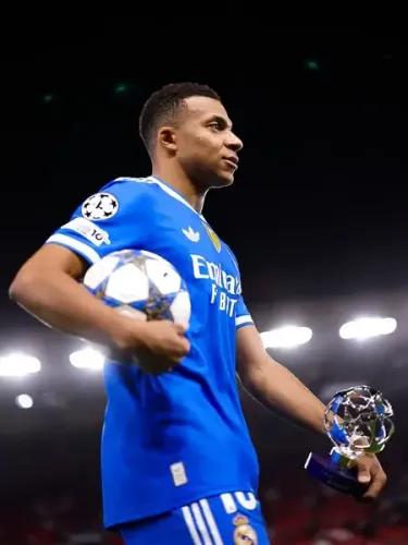 Arbeloa Uncertain About Mbappe's Fitness for Man City Showdown