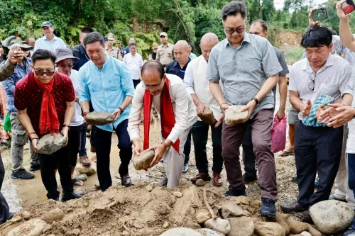 Rijiju Reviews Flood Situation in Pasighat with Chouhan, Pema Khandu