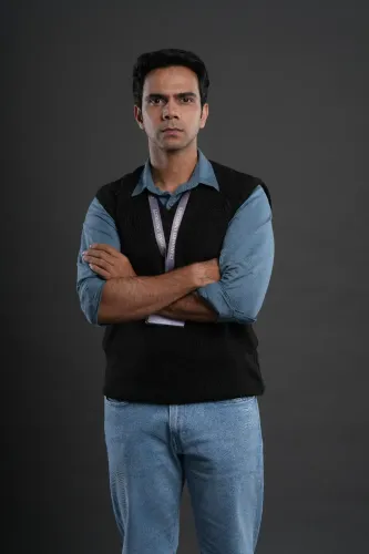 Rishabh Chadha Discusses the Influence of the Digital Age on Dating in 'Swipe Crime'