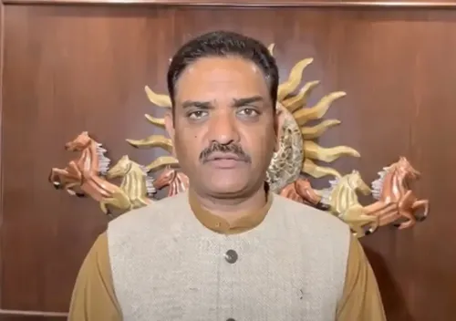 क्या आरके चौधरी को सतही बातें नहीं करनी चाहिए? : असीम अरुण