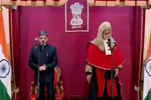 आर. एन. रवि ने पश्चिम बंगाल के नए गवर्नर के रूप में ली शपथ