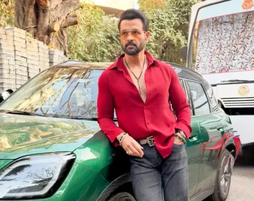 Rohit Roy Remembers Youth with Sudhanshu Pandey in Throwback Post