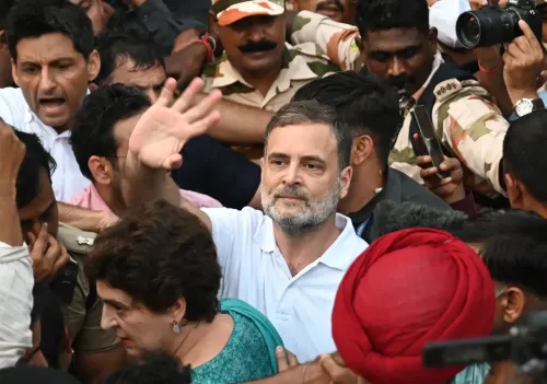 राहुल गांधी हिरासत में, ज्ञानेश कुमार इस्तीफे तक रोज़ प्रदर्शन की कांग्रेस की चेतावनी