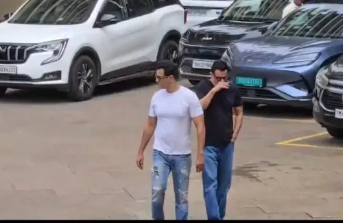 Ronit Roy, Rohit Roy break down at filmmaker Sanjay Gupta's Mumbai residence