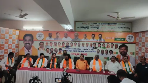Political Clash: BJP's Sriramulu Responds to Siddaramaiah's 'Stray Bulls' Comment