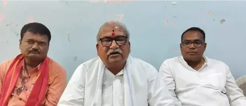 'Is Karnataka Gov't Wasting Taxpayer Money on a Chair and Portraits?' RTI Activist Raises Concerns