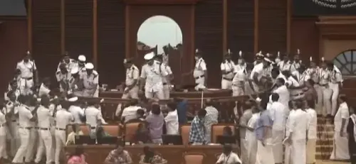 What Caused the Chaos in Kerala Assembly Over the Sabarimala Gold Smuggling Case?