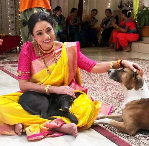 Did Rupali Ganguly Celebrate Navratri with Her 'Anupamaa' Pets?