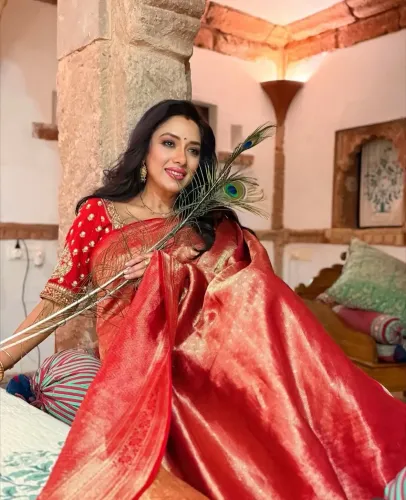 Is Rupali Ganguly Thrilled for the New Era with PM Modi's Navi Mumbai International Airport Inauguration?