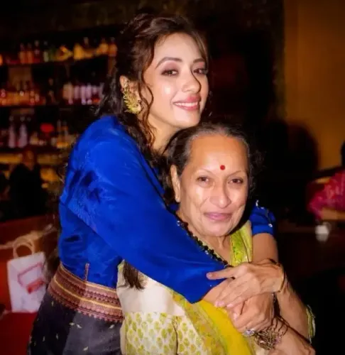 Rupali Ganguly's mother steals show dancing to 'Shararat' from 'Dhurandhar'