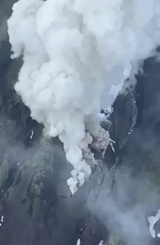 What Happened at the Russian Volcano Klyuchevskoy?