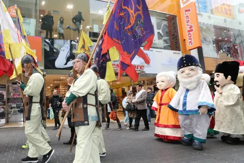 South Korea travel account surplus for 3rd month as foreign arrivals jump 19%