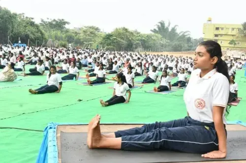 अंतर्राष्ट्रीय योग दिवस 2026: एस-व्यासा ने बेंगलुरु में 650 प्रतिभागियों के साथ 100-दिवसीय उलटी गिनती का 36वाँ दिन मनाया