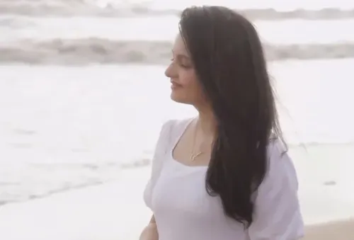 Gia Manek shares beach post on inner journey after Saath Nibhaana Saathiya fame