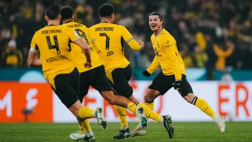 Sabitzer's stoppage-time free kick sends Dortmund into German Cup last 16