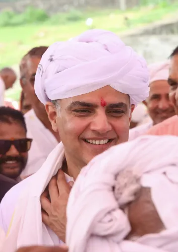 Sachin Pilot Meets Locals on Way to Beneshwar Dham