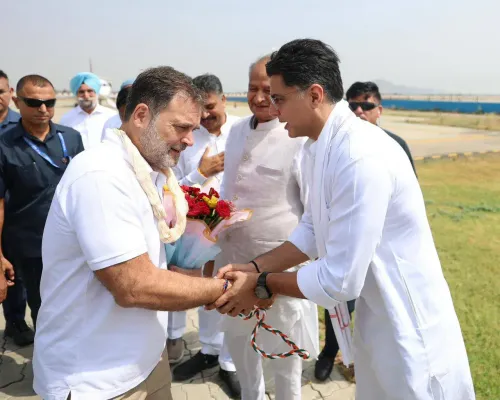 Sachin Pilot receives Rahul Gandhi at Kishangarh Airport for Congress training camp