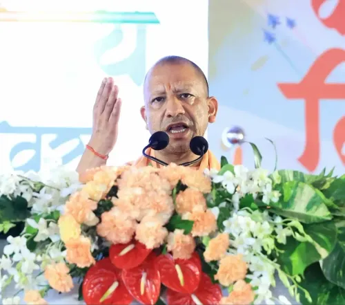 क्या सैनिकों ने बलिदान देकर देश की एकता-अखंडता को बरकरार रखा? : सीएम योगी