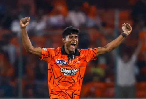 साकिब हुसैन: आर्थिक तंगी से उबरकर आरआर को हराने वाले युवा गेंदबाज की कहानी