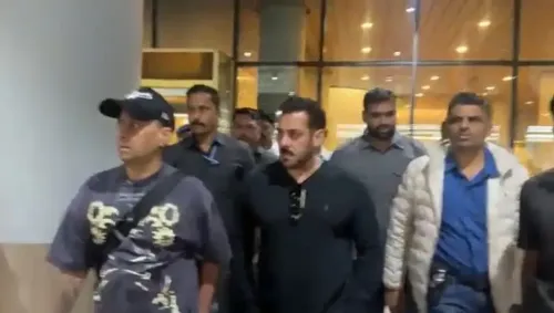 Is Salman Khan Back in Mumbai After His 'Da-Bangg Tour' in Qatar?