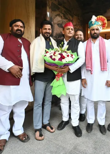 क्या समस्याओं के समाधान के लिए एक स्पष्ट, यथार्थवादी और प्रगतिशील रोडमैप जरूरी है: अखिलेश यादव?