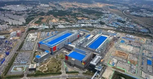 Samsung to fast-track Yongin chip plant opening to 2029, 2 years ahead of schedule