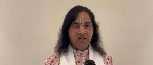 सनातन बोर्ड बने तो मंदिरों के चढ़ावे का सदुपयोग होगा, चोरी रुकेगी: देवकीनंदन ठाकुर