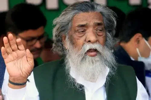 क्या शिबू सोरेन झारखंड आंदोलन के सबसे बड़े नायक और संघर्षों से उभरे अजेय योद्धा हैं?