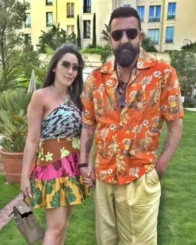 Did Sanjay Dutt Just Wish His ‘Strength’ Maanayata on Her Birthday?