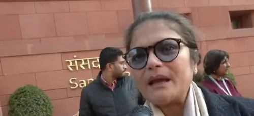 क्या संसद में 'चुनाव सुधार' पर चर्चा के बाद विपक्षी सांसदों का आरोप सही है कि निर्वाचन आयोग भाजपा के इशारे पर काम कर रहा है?