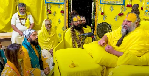 क्या संत प्रेमानंद महाराज पूर्ण रूप से स्वस्थ हैं? आश्रम ने अफवाहों का खंडन किया