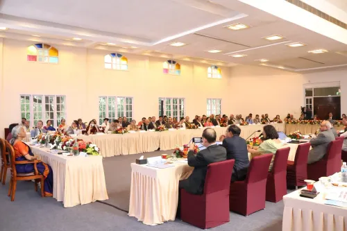 क्या सरल कानून और विश्वास आधारित प्रशासन देश के विकास की कुंजी है? : केंद्रीय वित्त मंत्री निर्मला सीतारमण