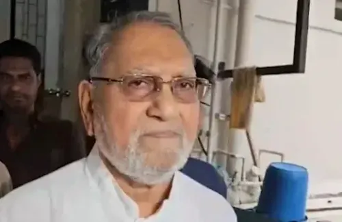 सोनम वांगचुक को अस्पताल भेजा, समाधान नहीं खोजा — कांग्रेस नेता हुसैन दलवई का केंद्र पर हमला
