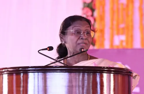 क्या सशक्त आत्मा ही विश्व एकता की संकल्पना को साकार करने की आधारशिला है?