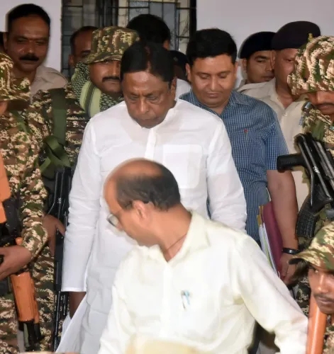 SC grants bail to ex-Jharkhand Minister Alamgir Alam in ED tender scam case