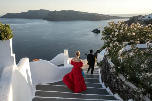 Schools Shut and Precautions Initiated as Earthquakes Rock Santorini, Greece